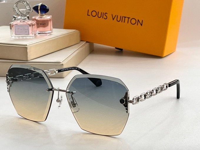 Louis Vuitton Sunglasses ID:20230516-286